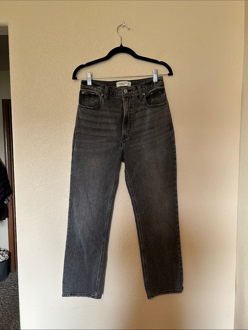 Abercrombie & Fitch The Ankle Straight Ultra High Rise Jeans Gray Wash 26